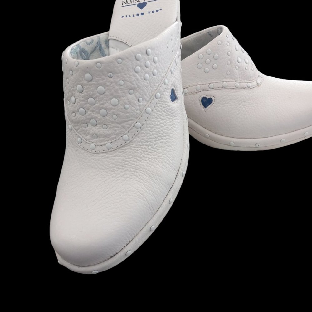 Nurse Mates Mules White 7.5 never worn